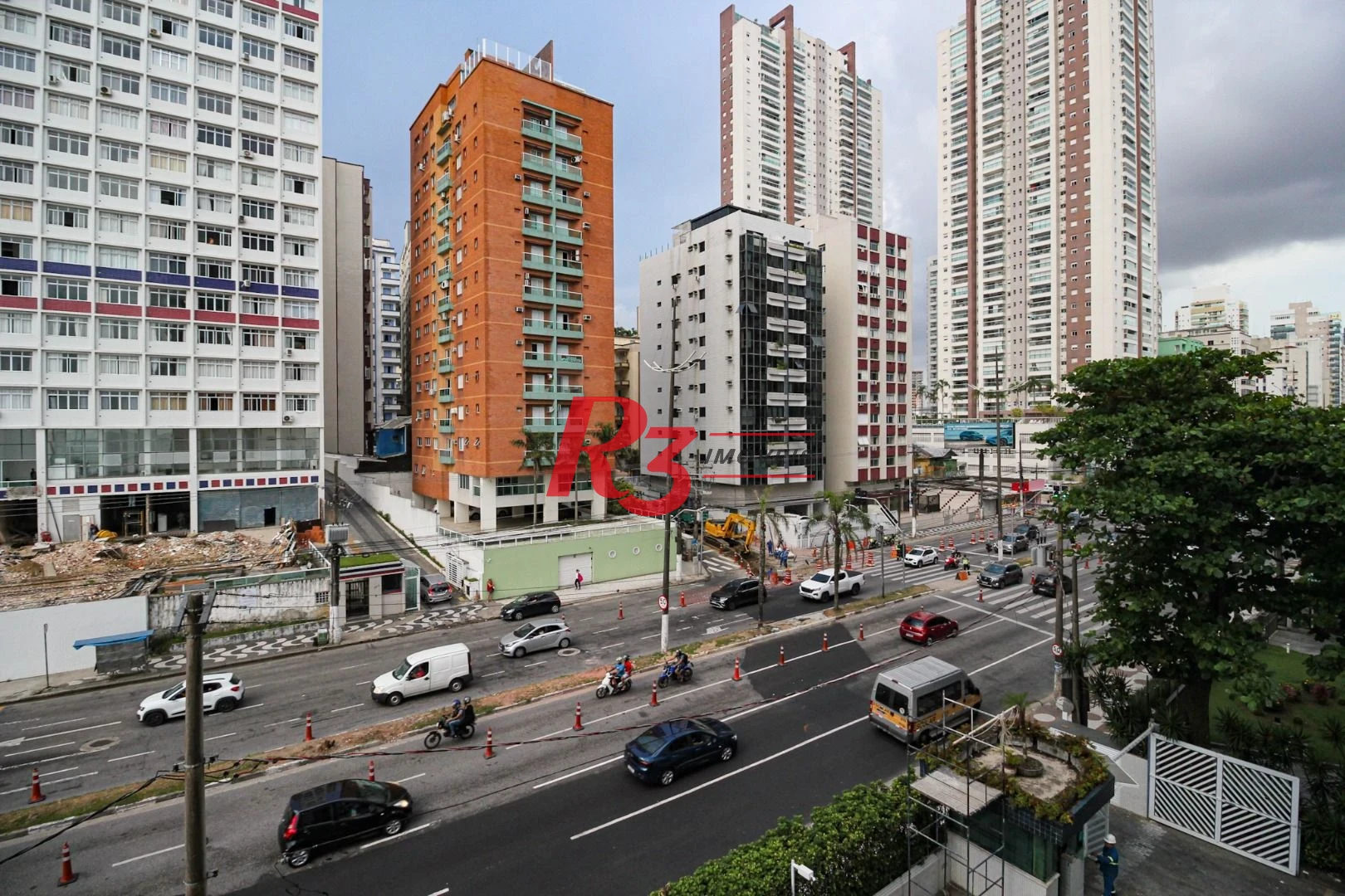 Apartamento com 3 dormitórios à venda, 179 m² por R$ 1.300.000,00 - José Menino - Santos/SP