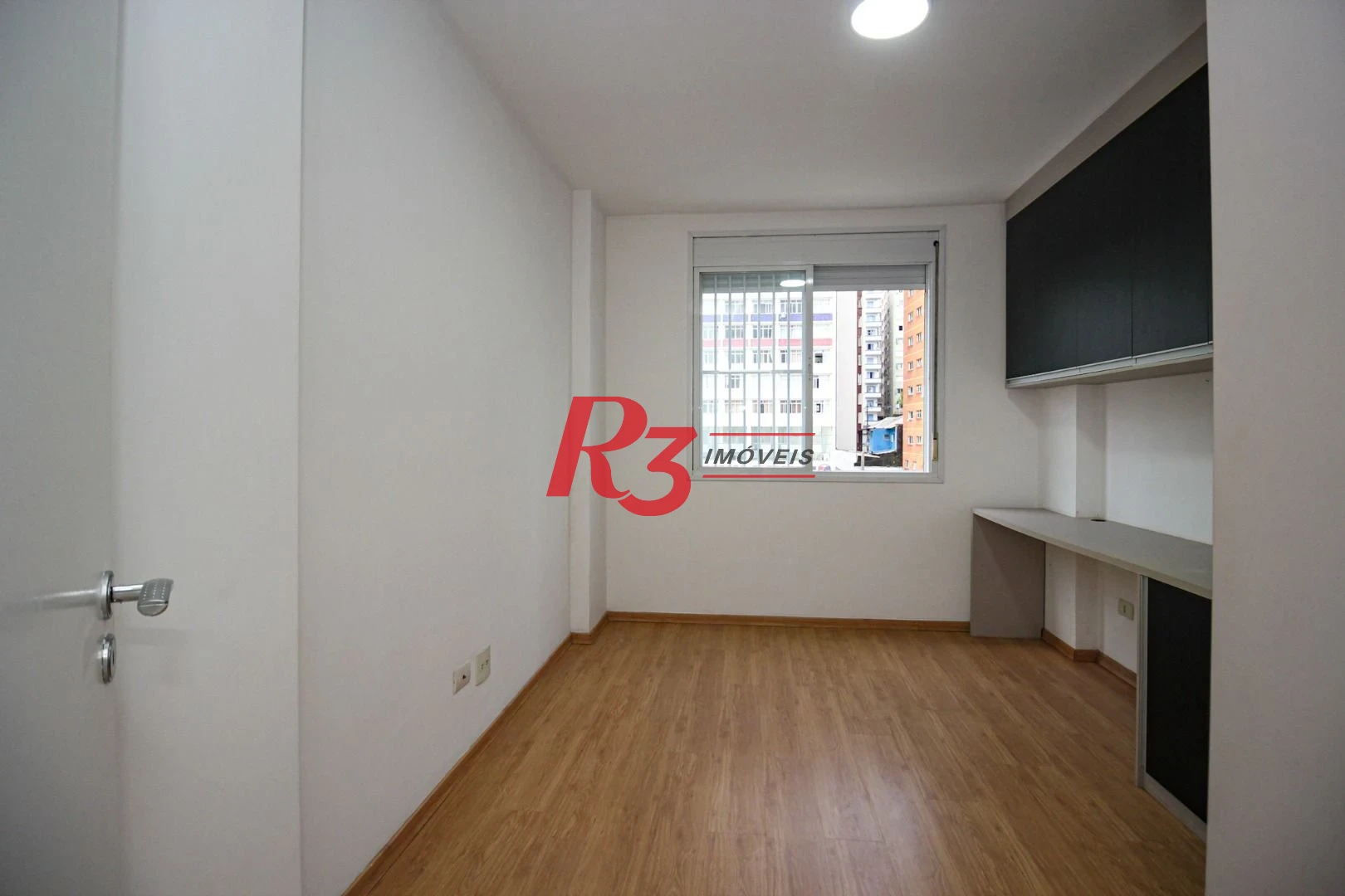 Apartamento com 3 dormitórios à venda, 179 m² por R$ 1.300.000,00 - José Menino - Santos/SP