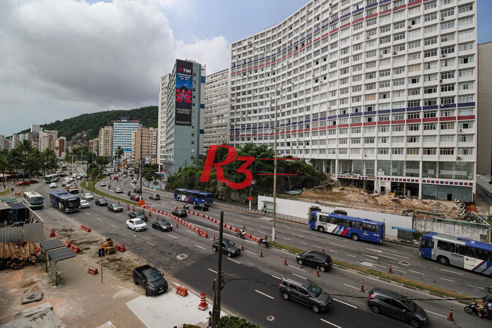 Apartamento com 3 dormitórios à venda, 179 m² por R$ 1.300.000,00 - José Menino - Santos/SP