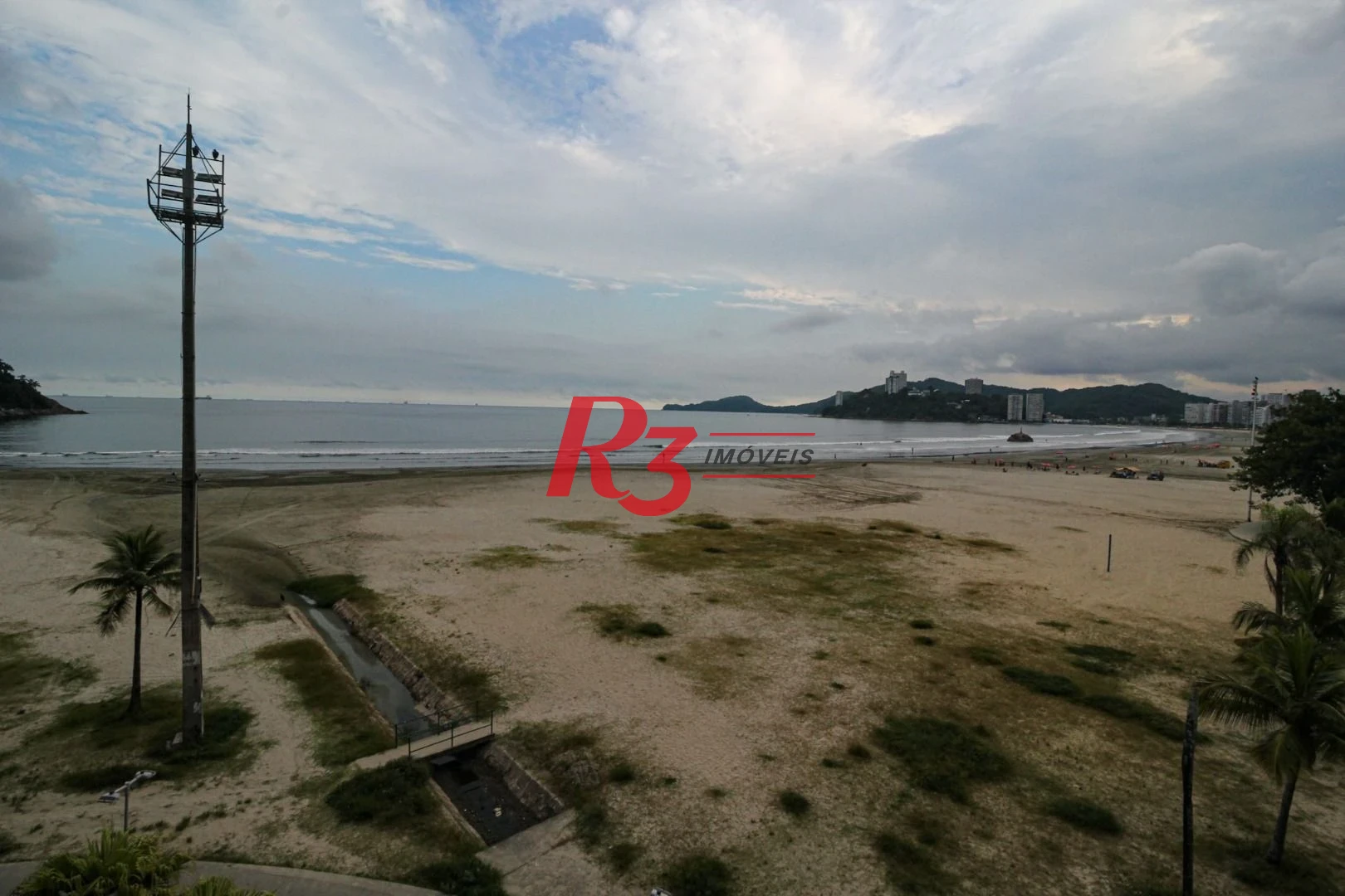 Apartamento com 3 dormitórios à venda, 179 m² por R$ 1.300.000,00 - José Menino - Santos/SP