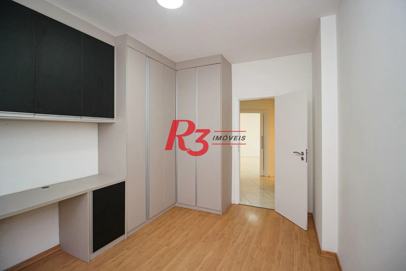 Apartamento com 3 dormitórios à venda, 179 m² por R$ 1.300.000,00 - José Menino - Santos/SP