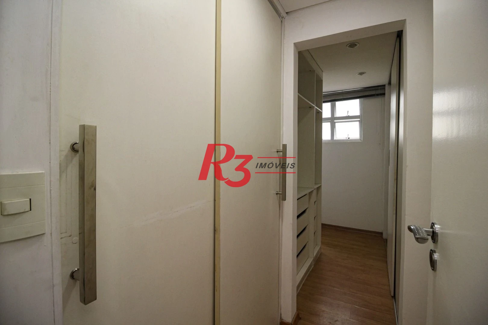 Apartamento com 3 dormitórios à venda, 179 m² por R$ 1.300.000,00 - José Menino - Santos/SP