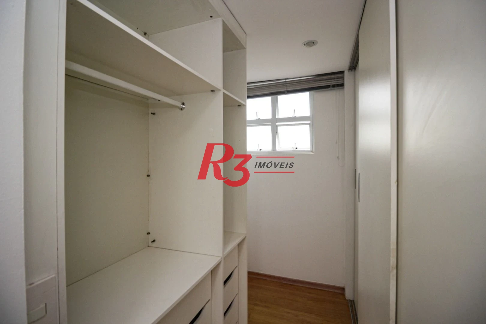 Apartamento com 3 dormitórios à venda, 179 m² por R$ 1.300.000,00 - José Menino - Santos/SP