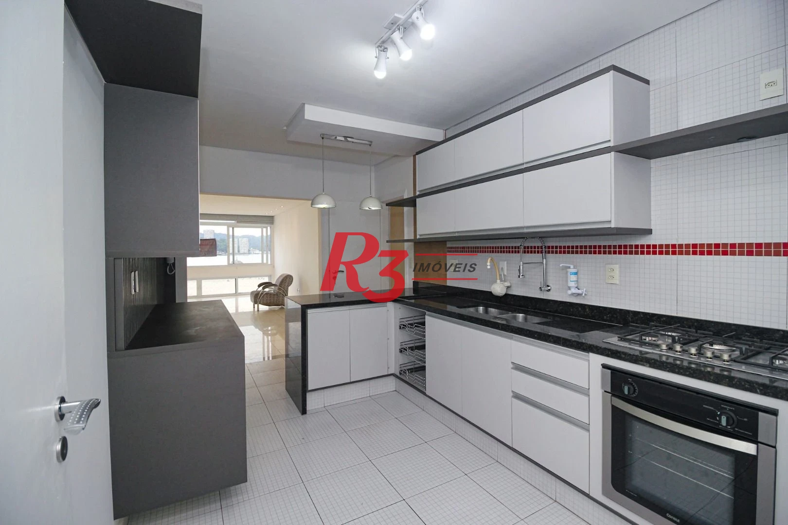 Apartamento com 3 dormitórios à venda, 179 m² por R$ 1.300.000,00 - José Menino - Santos/SP