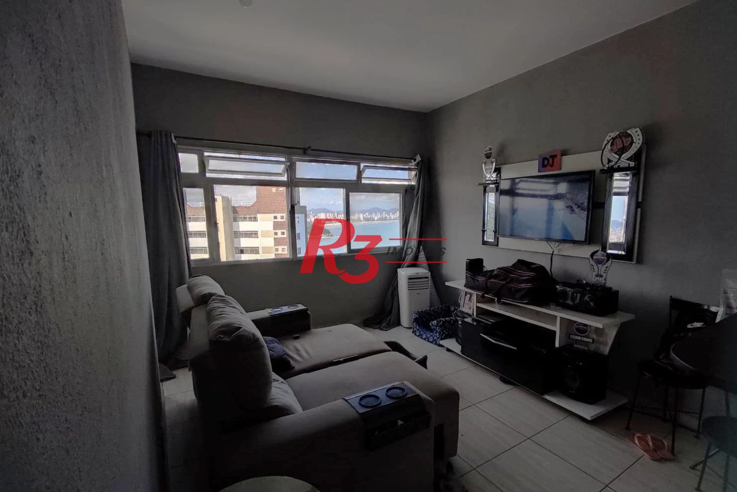 Apartamento com 1 dormitório à venda, 35 m² por R$ 299.999,00 - Ilha Porchat - São Vicente/SP