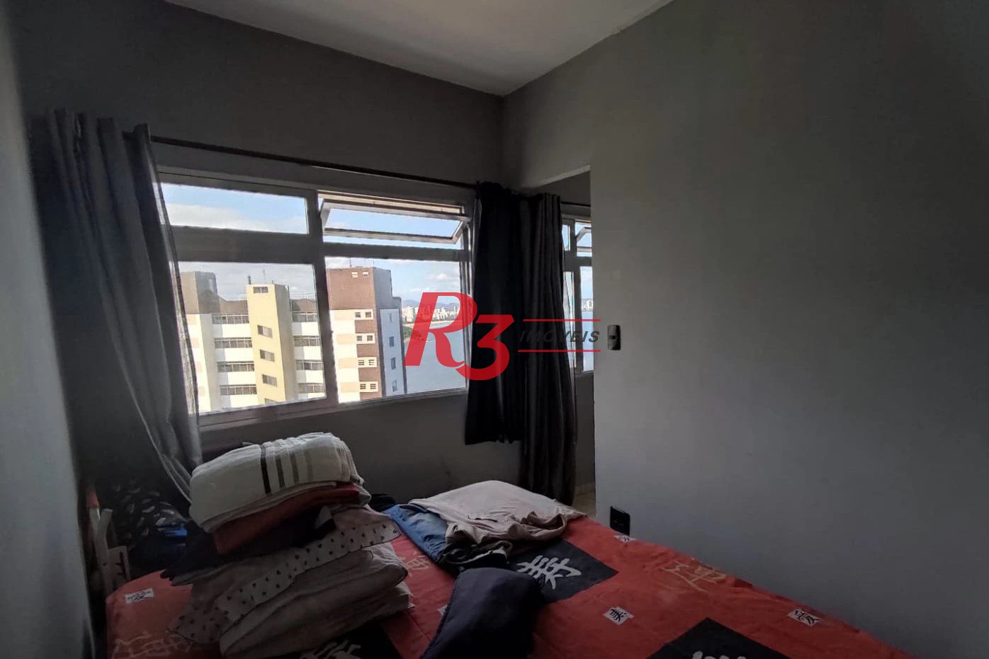 Apartamento com 1 dormitório à venda, 35 m² por R$ 299.999,00 - Ilha Porchat - São Vicente/SP