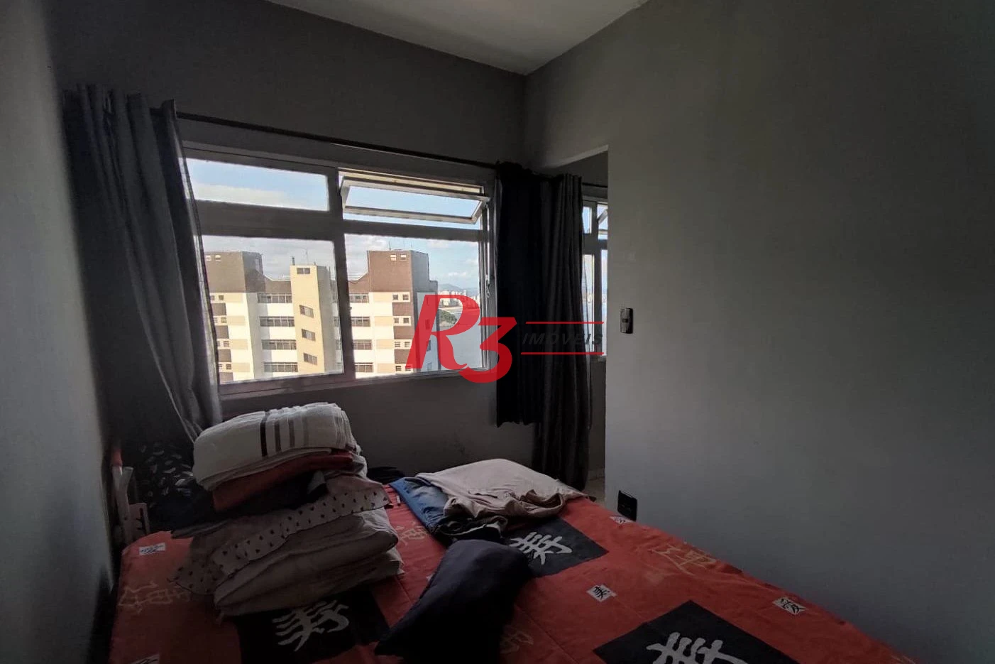 Apartamento com 1 dormitório à venda, 35 m² por R$ 299.999,00 - Ilha Porchat - São Vicente/SP