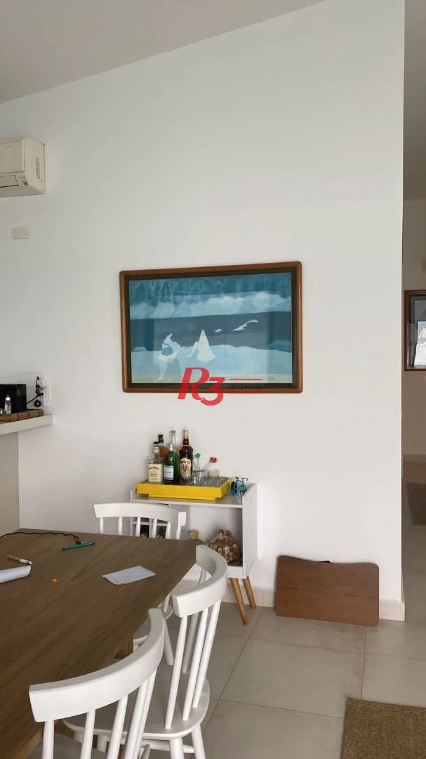 Casa com 4 dormitórios, 289 m² - venda por R$ 3.500.000 ou aluguel por R$ 13.900/mês - Loteamento João Batista Julião - Guarujá/SP