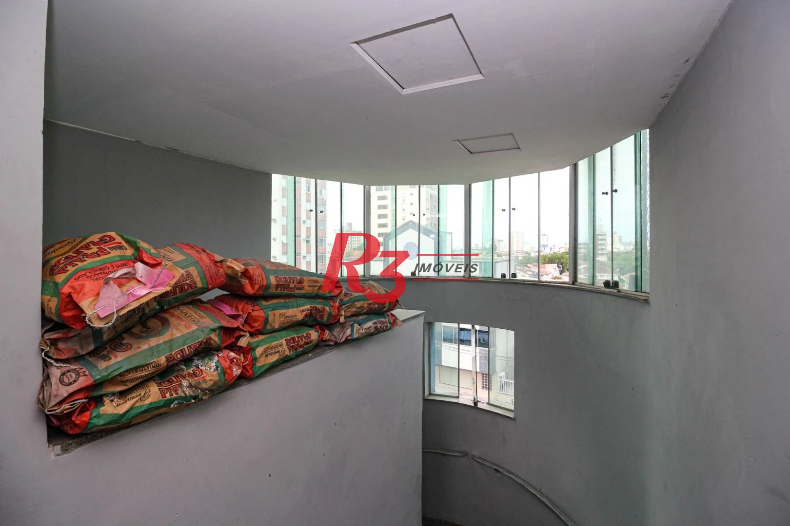 Prédio para alugar, 746 m² por R$ 30.000,02/mês - Boqueirão - Santos/SP
