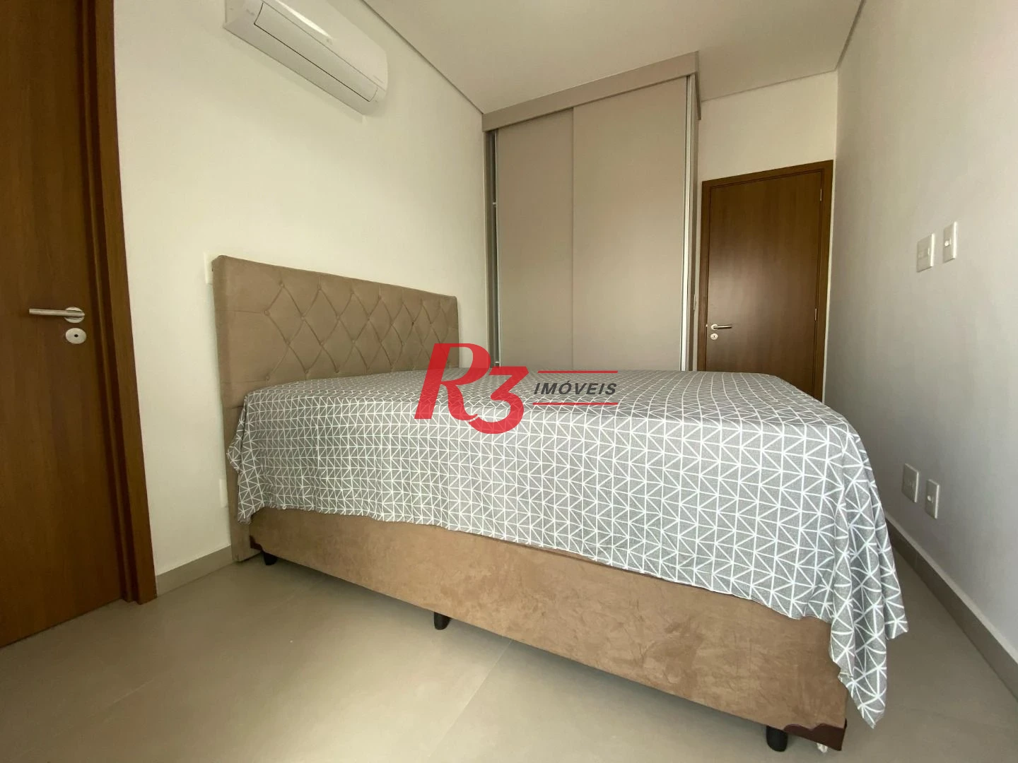 Apartamento para alugar, 60 m² por R$ 6.020,00/mês - Boqueirão - Santos/SP