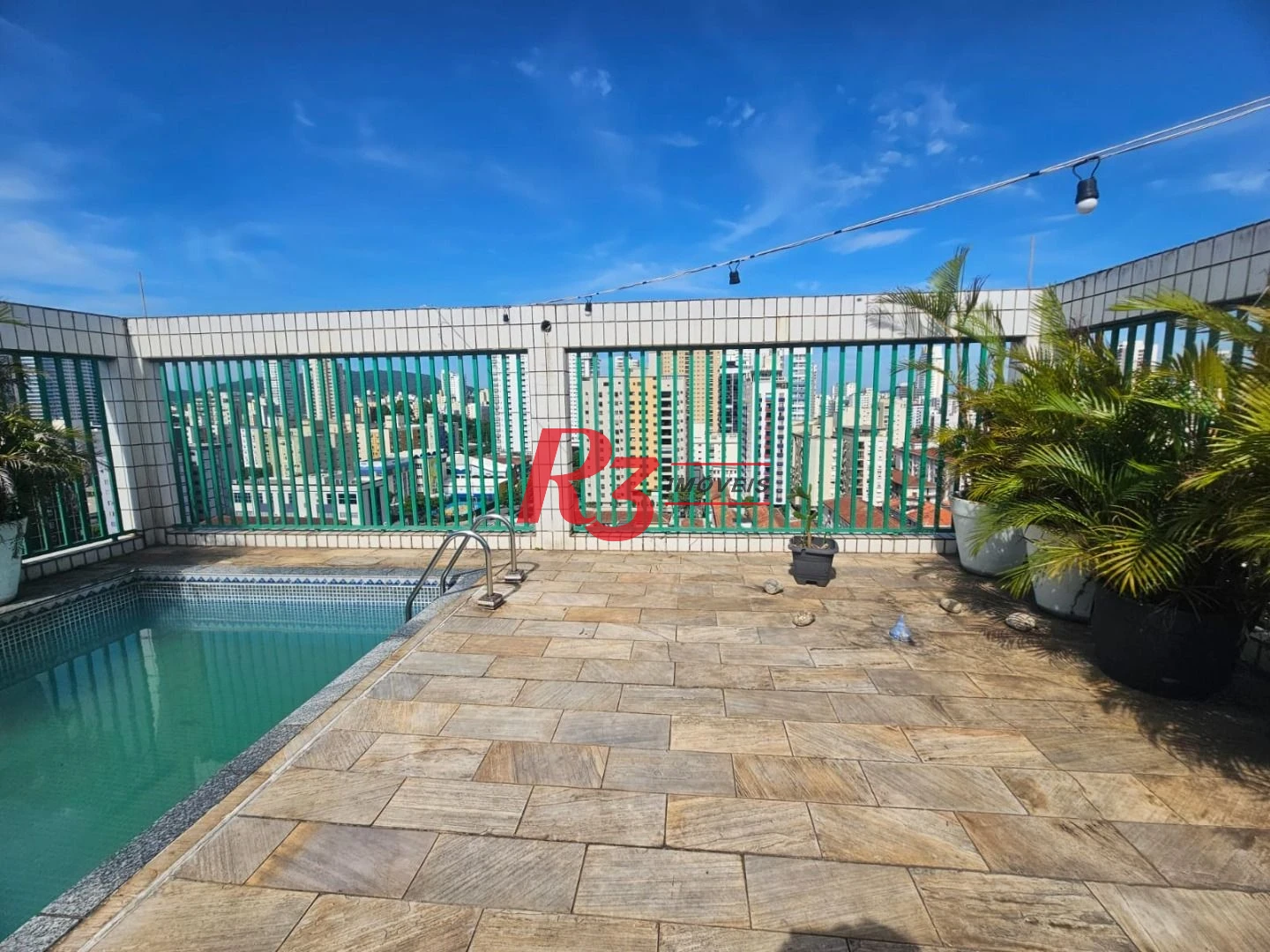Cobertura á venda para Reforma Oportunidade  4 Quartos e 4 Suítes Piscina Privativa,