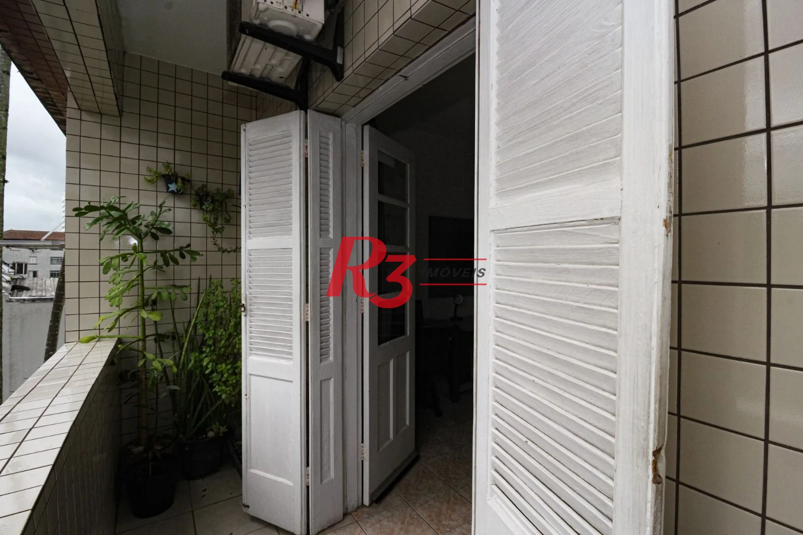 Apartamento com 2 dormitórios à venda, 98 m² por R$ 420.000,00 - Vila Matias - Santos/SP