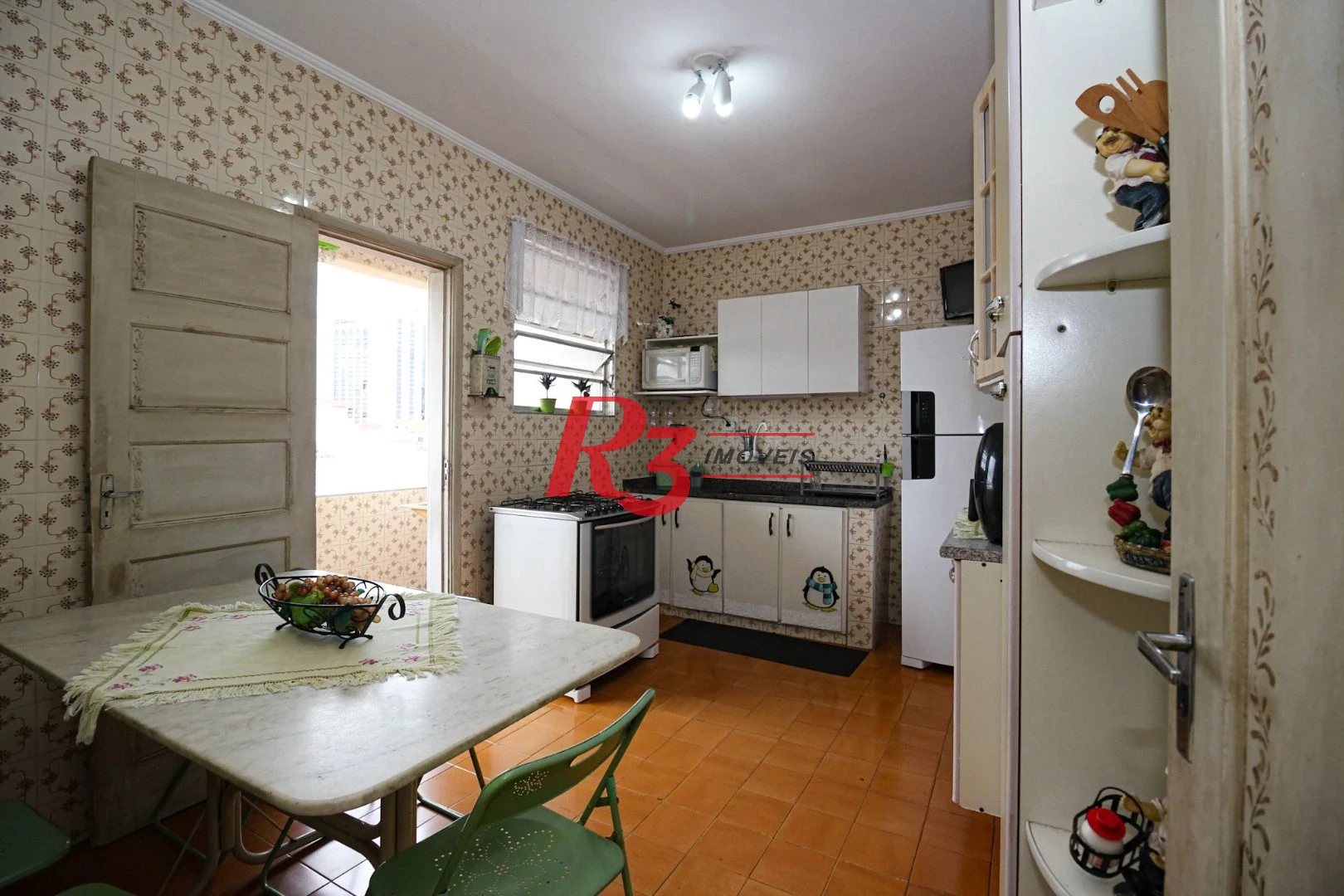 Apartamento com 2 dormitórios à venda, 98 m² por R$ 420.000,00 - Vila Matias - Santos/SP