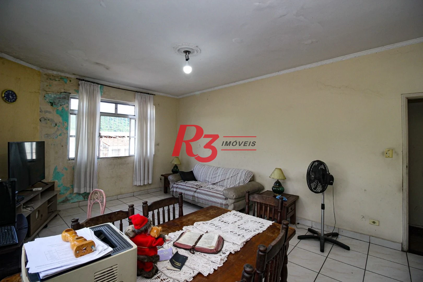 Casa sobreposta alta, à venda, 150 m², Santos SP