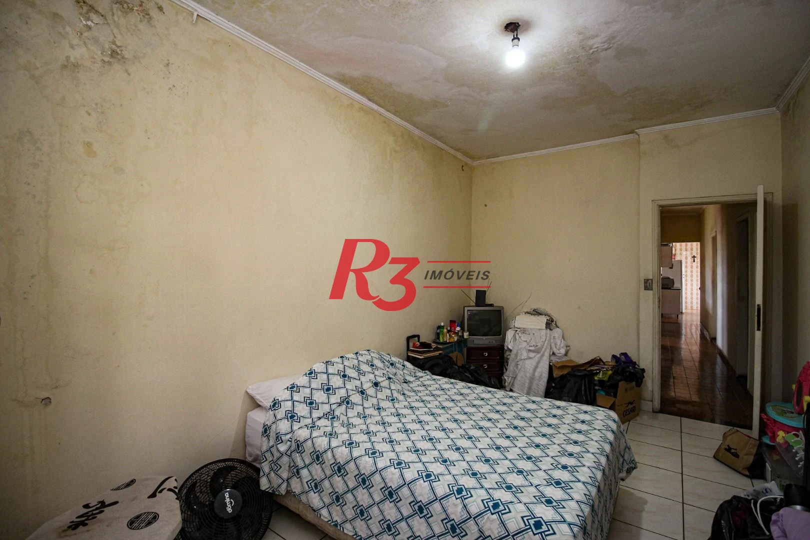 Casa sobreposta alta, à venda, 150 m², Santos SP