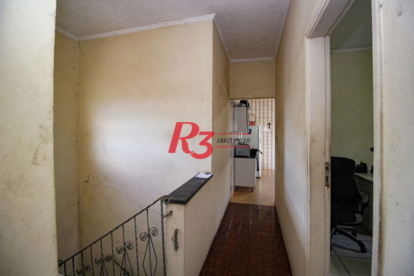 Casa sobreposta alta, à venda, 150 m², Santos SP