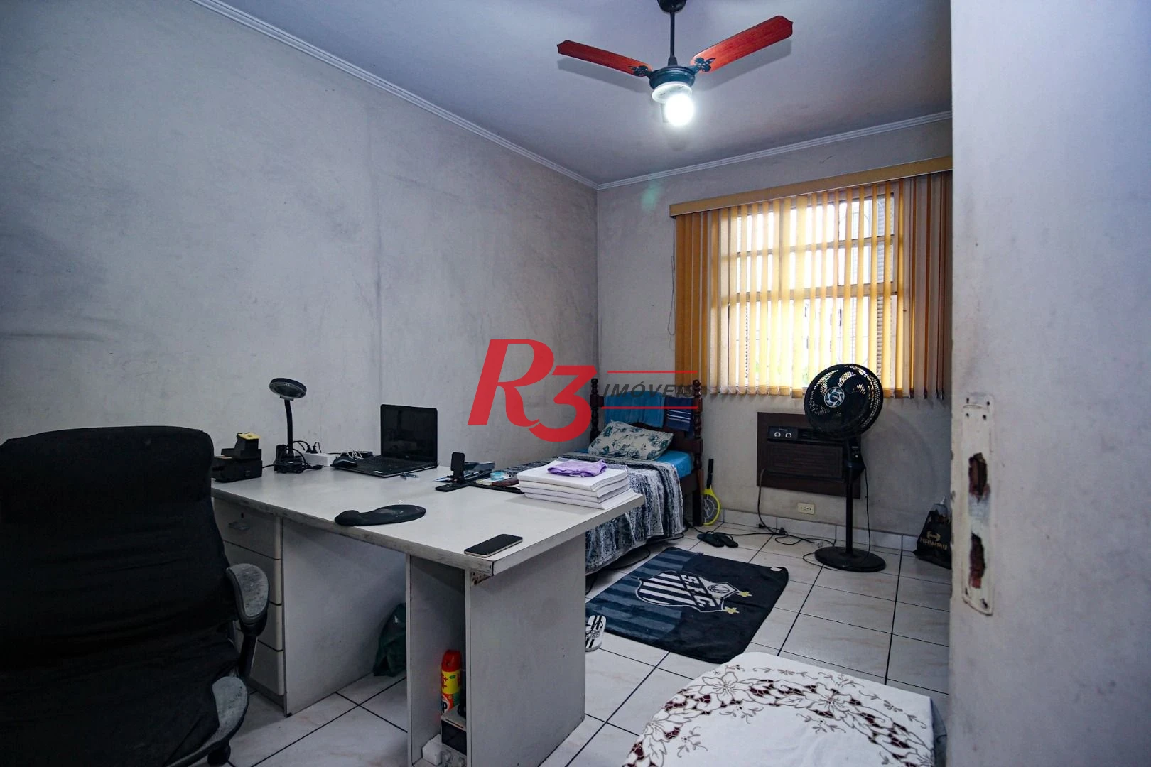 Casa sobreposta alta, à venda, 150 m², Santos SP