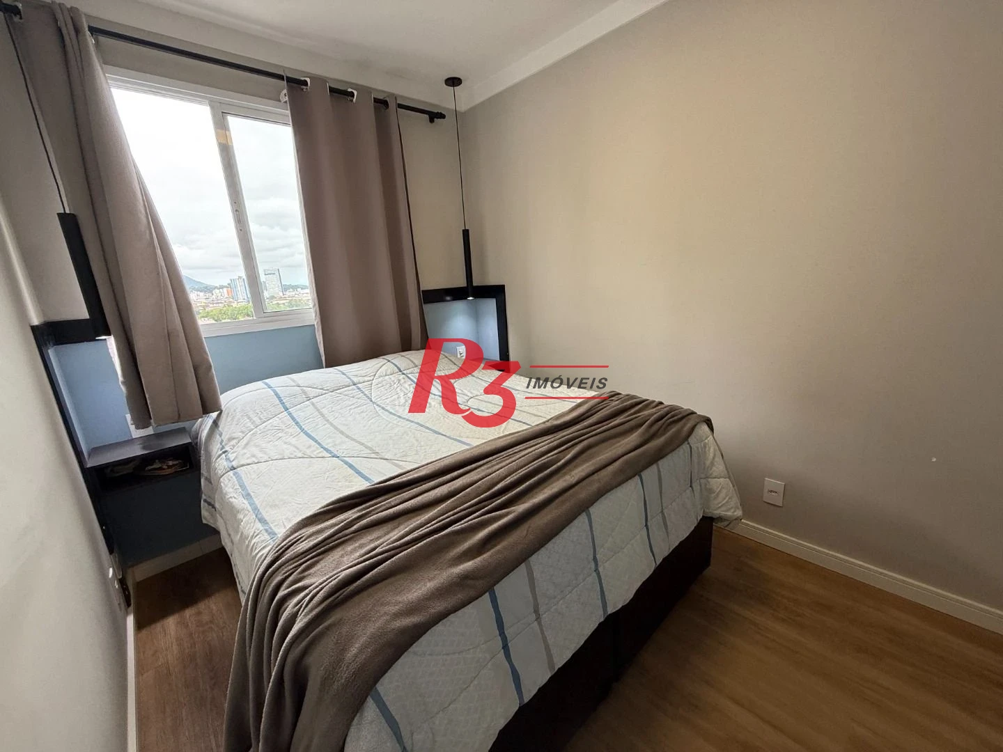 Apartamento com 2 dormitórios à venda, 45 m² por R$ 300.000,00 - Castelo - Santos/SP
