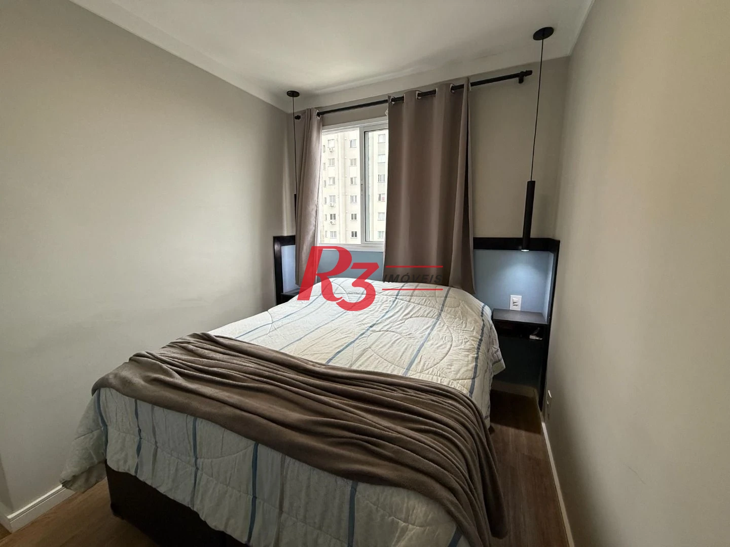 Apartamento com 2 dormitórios à venda, 45 m² por R$ 300.000,00 - Castelo - Santos/SP