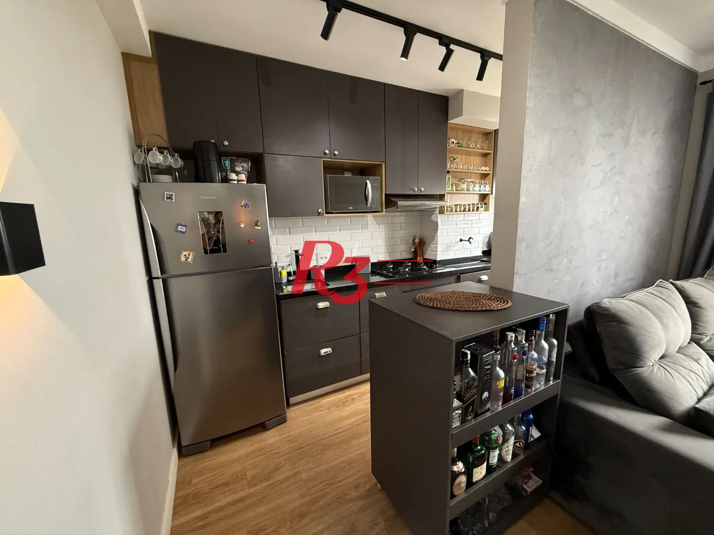 Apartamento com 2 dormitórios à venda, 45 m² por R$ 300.000,00 - Castelo - Santos/SP