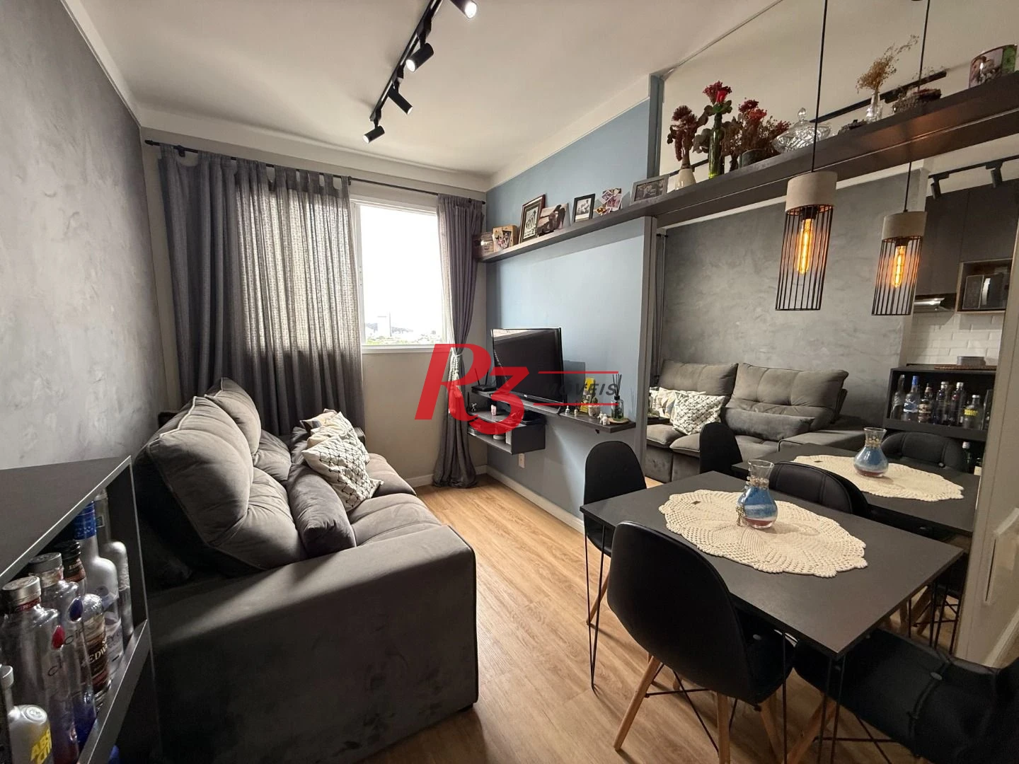 Apartamento com 2 dormitórios à venda, 45 m² por R$ 300.000,00 - Castelo - Santos/SP
