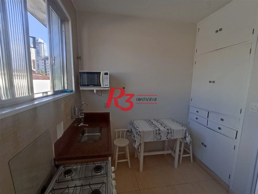 Apartamento com 2 dormitórios à venda, 66 m² por R$ 400.000,00 - Embaré - Santos/SP