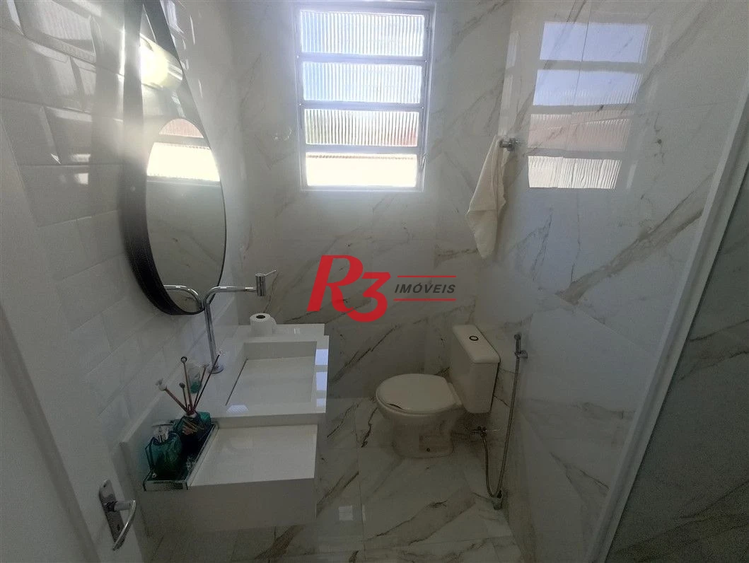Apartamento com 2 dormitórios à venda, 66 m² por R$ 400.000,00 - Embaré - Santos/SP