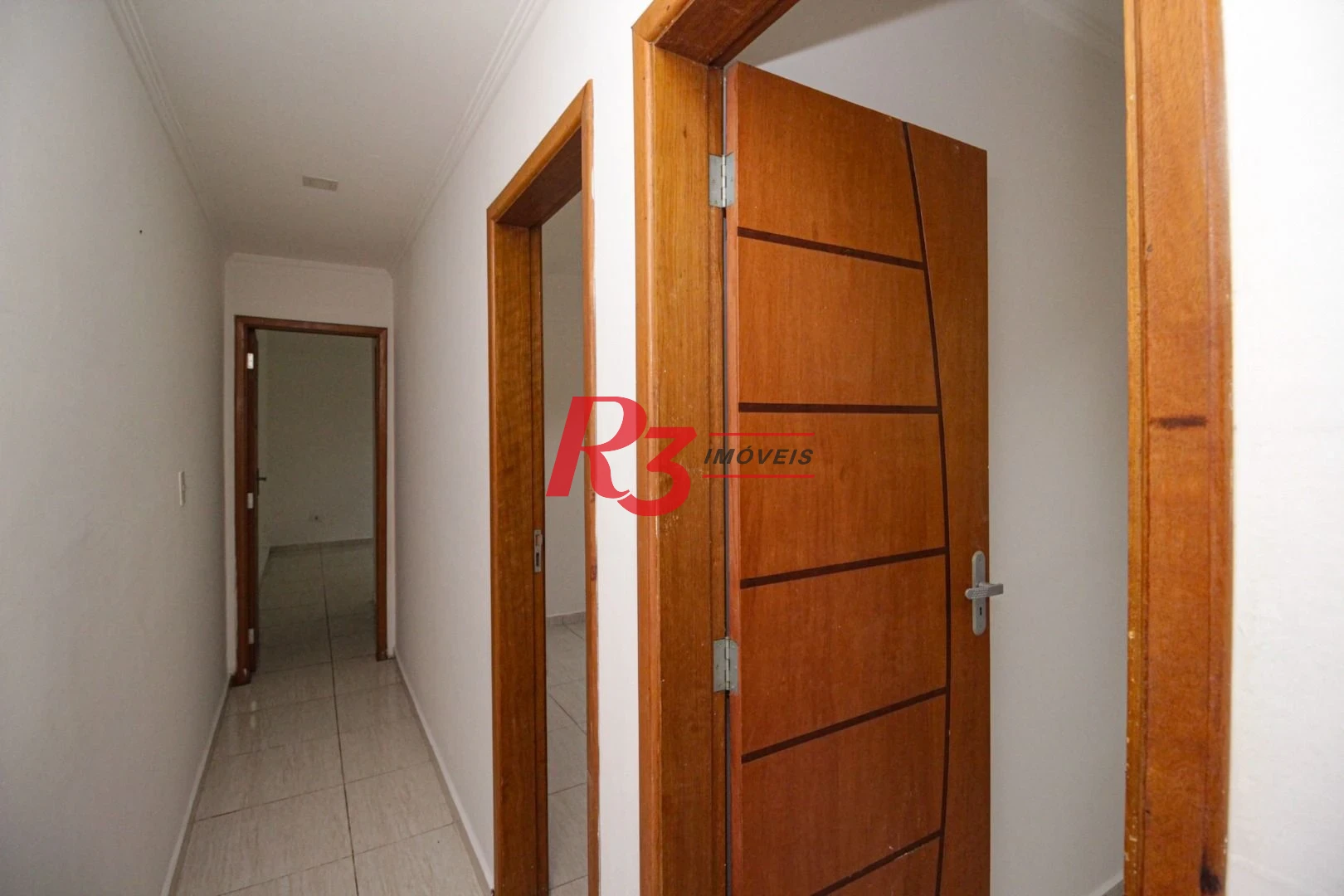 Casa com 3 dormitórios à venda, 75 m² por R$ 500.000,00 - Marapé - Santos/SP