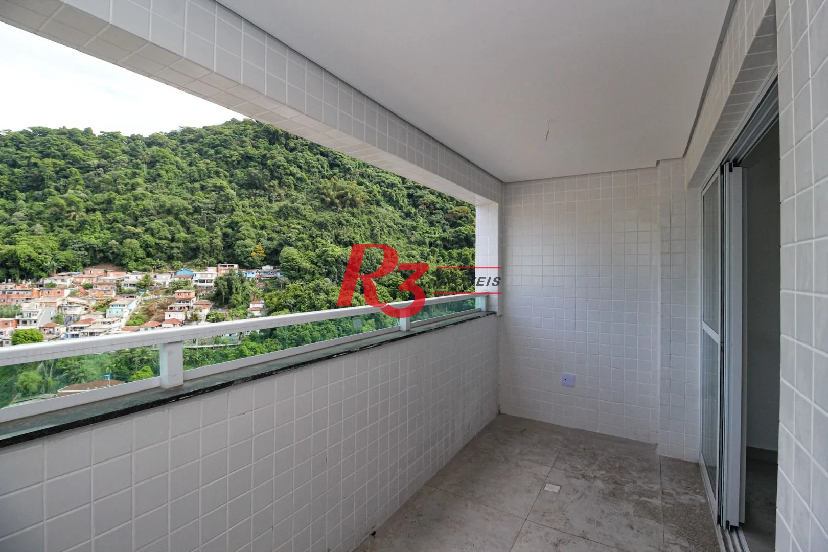 Apartamento com 2 dormitórios à venda, 55 m² por R$ 480.000,00 - Marapé - Santos/SP