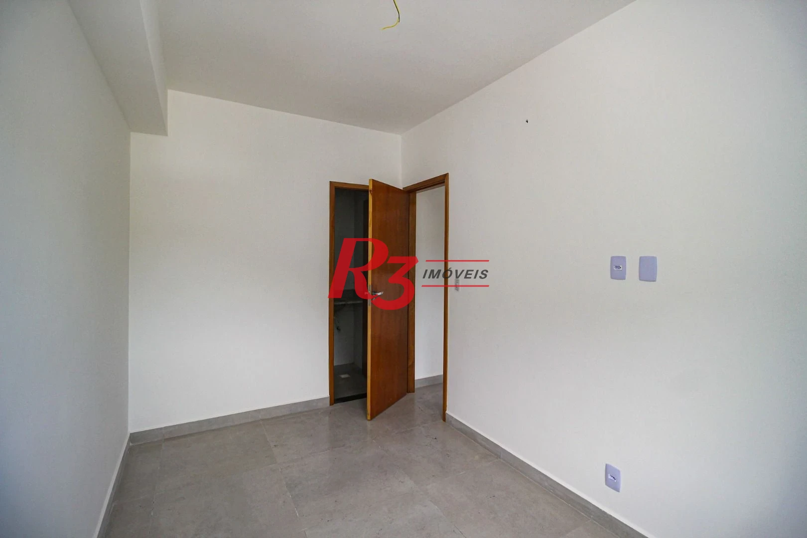Apartamento com 2 dormitórios à venda, 55 m² por R$ 480.000,00 - Marapé - Santos/SP