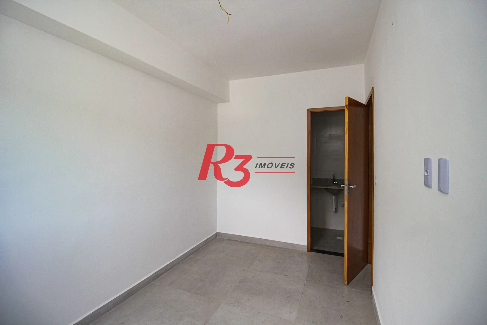Apartamento com 2 dormitórios à venda, 55 m² por R$ 480.000,00 - Marapé - Santos/SP