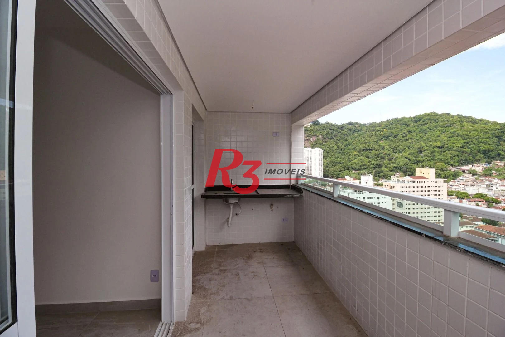 Apartamento com 2 dormitórios à venda, 55 m² por R$ 480.000,00 - Marapé - Santos/SP