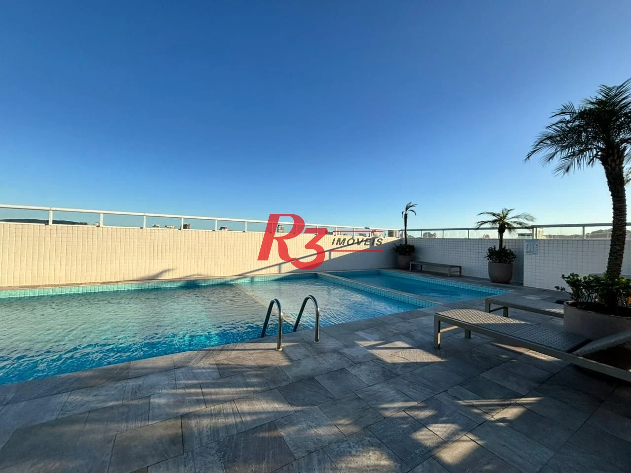 Apartamento com 3 dormitórios à venda, 81 m² por R$ 980.000,00 - Boqueirão - Santos/SP
