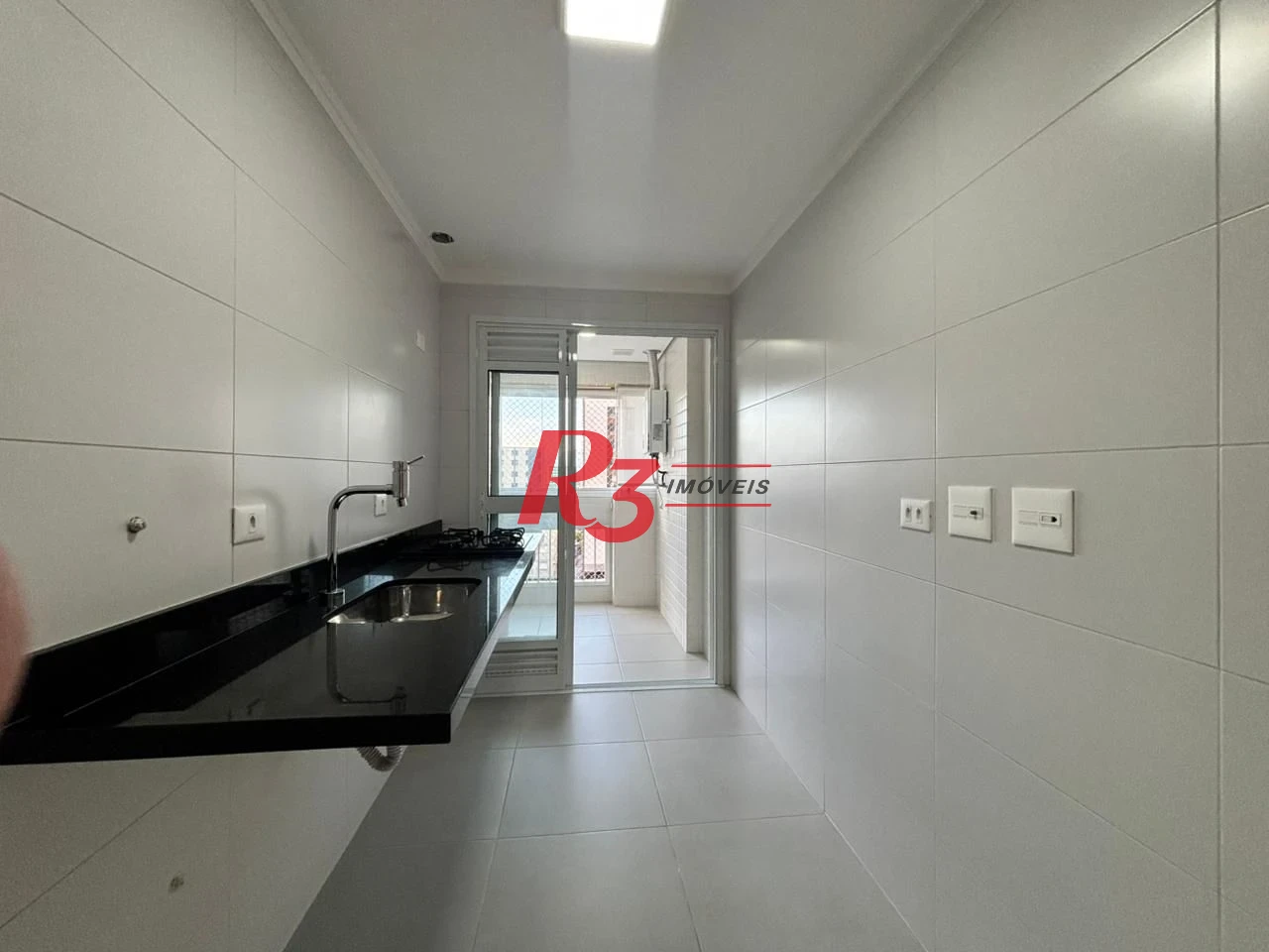 Apartamento com 3 dormitórios à venda, 81 m² por R$ 980.000,00 - Boqueirão - Santos/SP