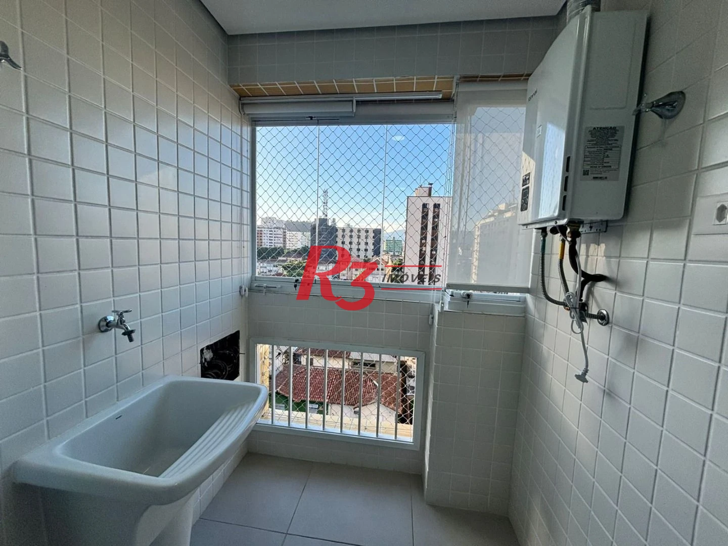 Apartamento com 3 dormitórios à venda, 81 m² por R$ 980.000,00 - Boqueirão - Santos/SP