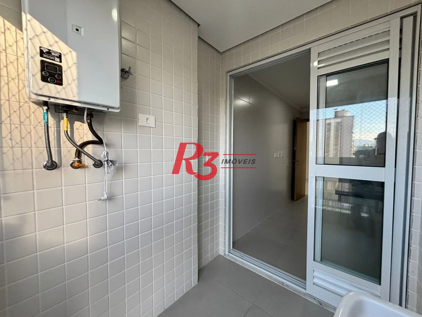 Apartamento com 3 dormitórios à venda, 81 m² por R$ 980.000,00 - Boqueirão - Santos/SP