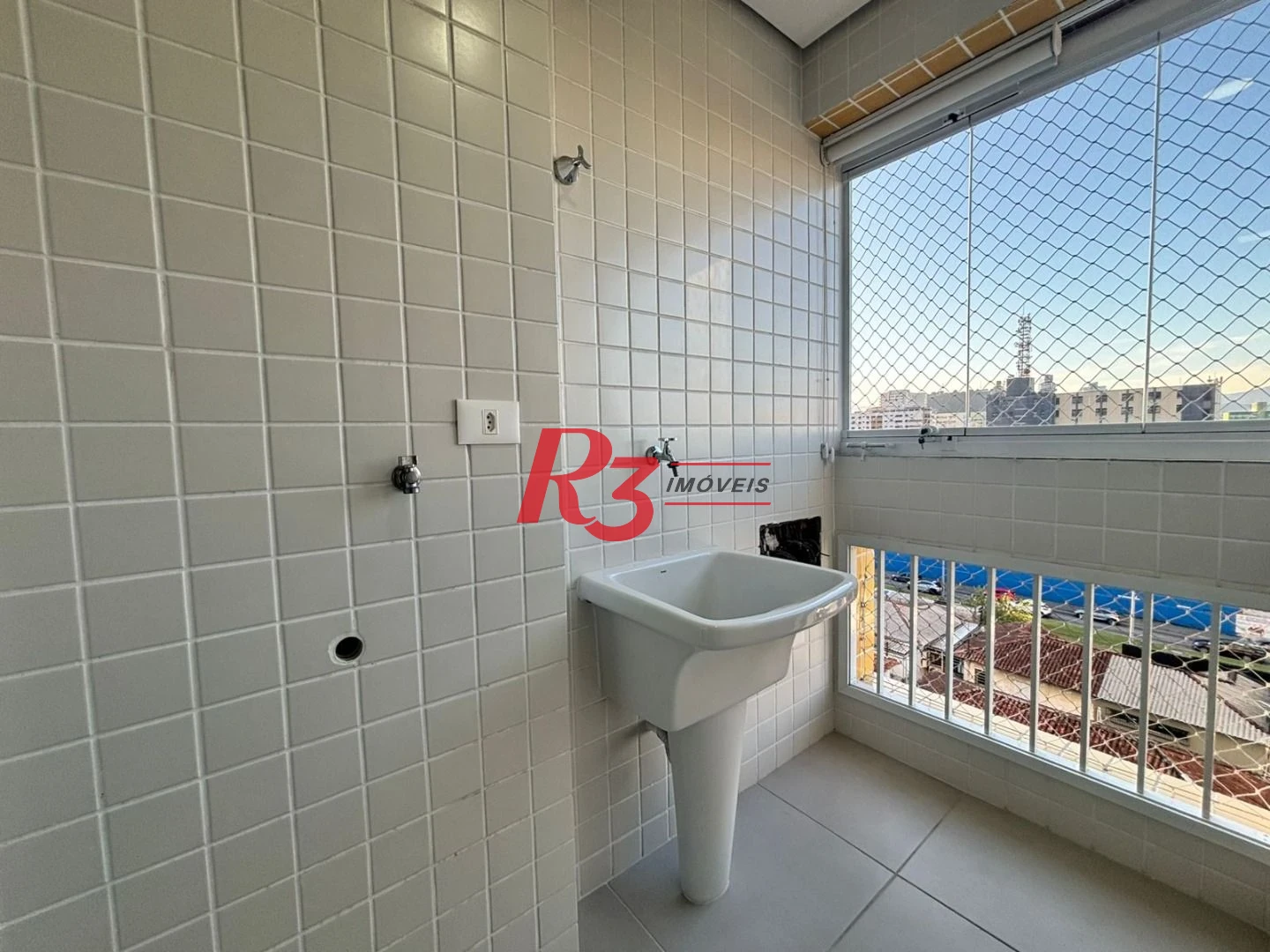 Apartamento com 3 dormitórios à venda, 81 m² por R$ 980.000,00 - Boqueirão - Santos/SP