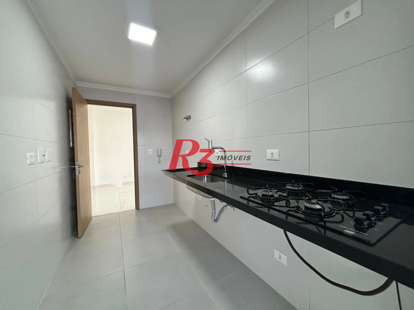 Apartamento com 3 dormitórios à venda, 81 m² por R$ 980.000,00 - Boqueirão - Santos/SP