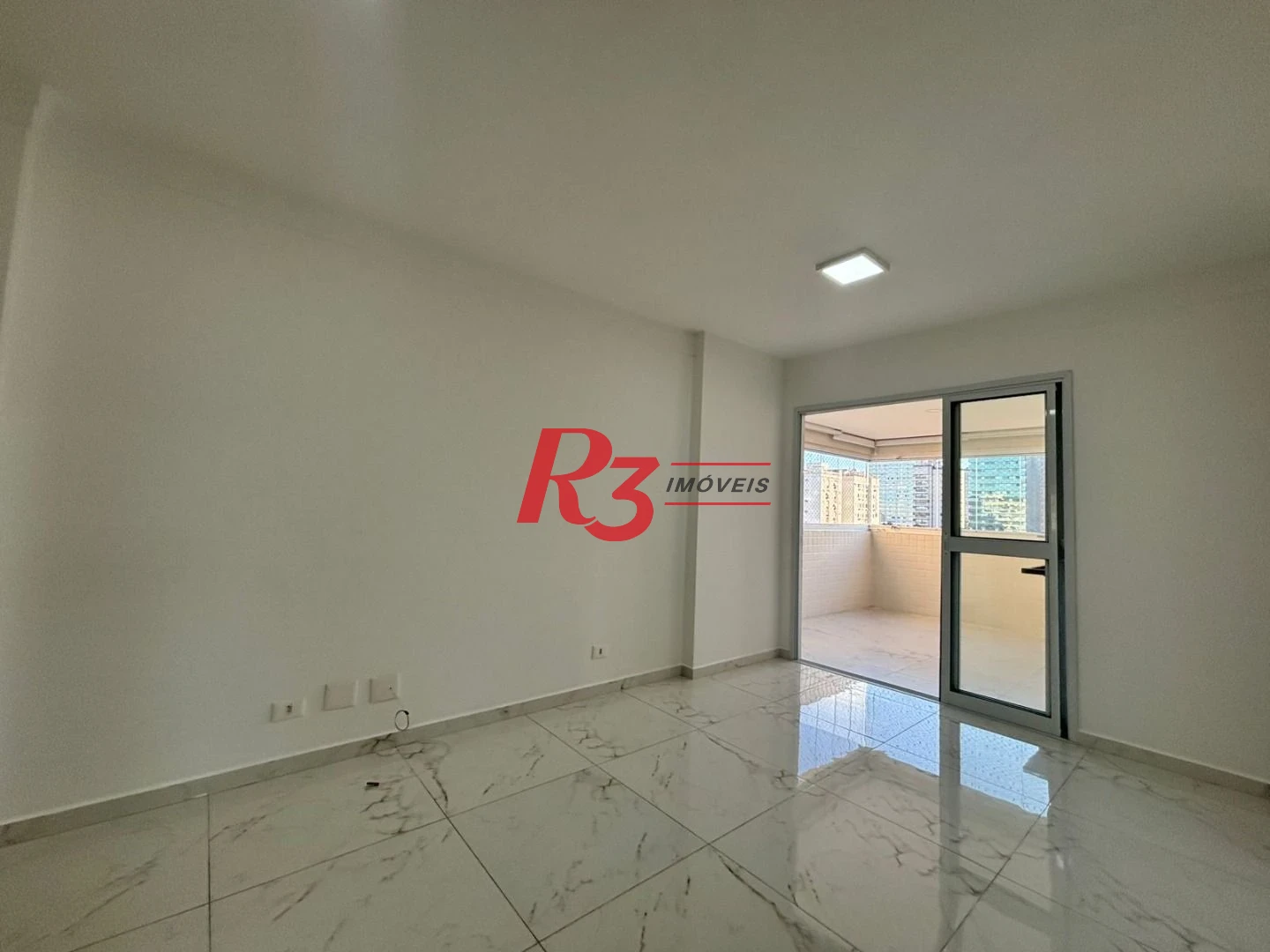 Apartamento com 3 dormitórios à venda, 81 m² por R$ 980.000,00 - Boqueirão - Santos/SP