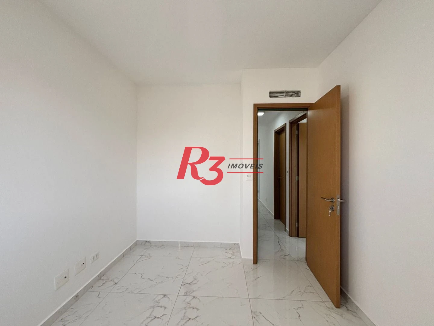 Apartamento com 3 dormitórios à venda, 81 m² por R$ 980.000,00 - Boqueirão - Santos/SP
