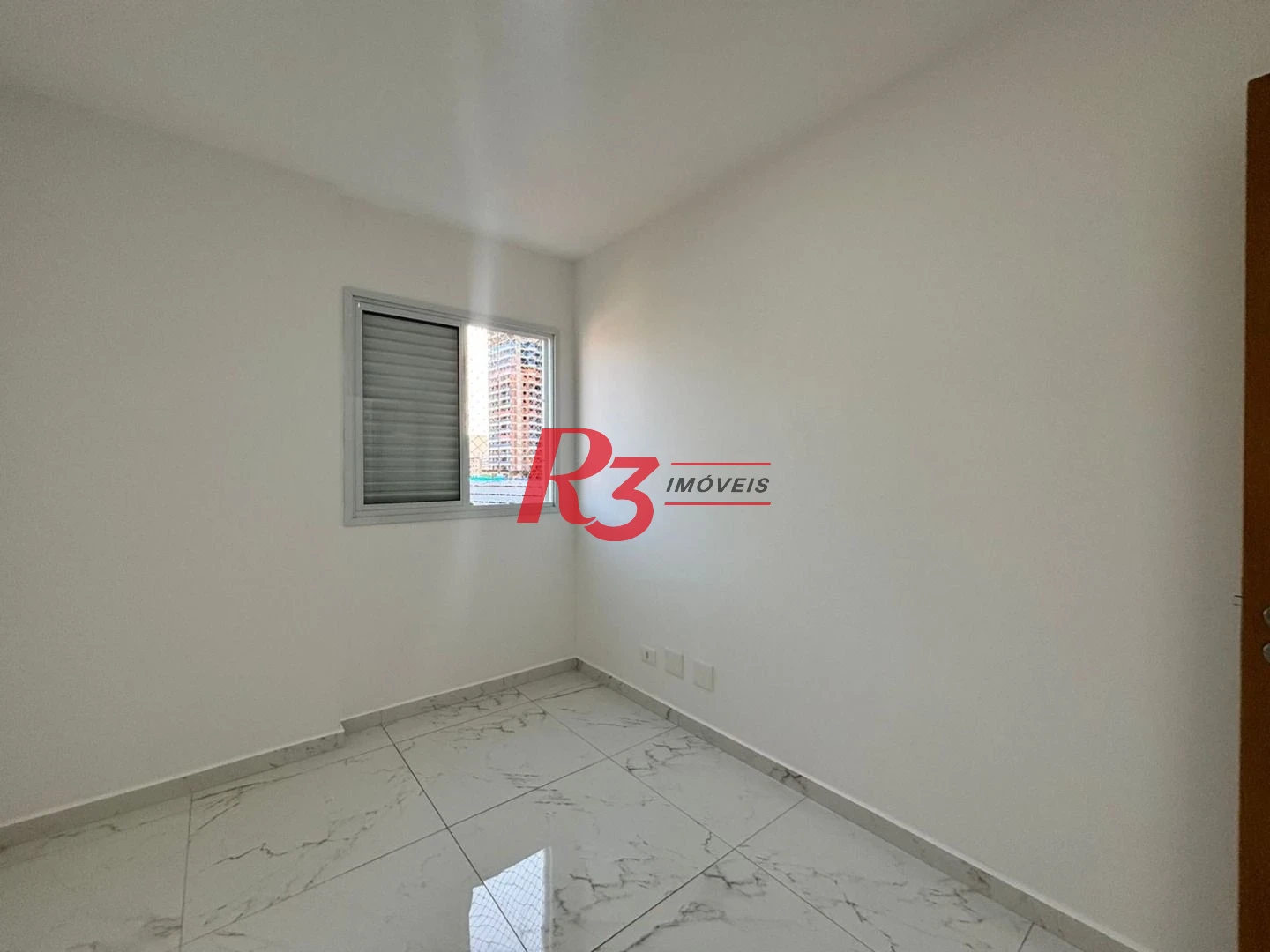 Apartamento com 3 dormitórios à venda, 81 m² por R$ 980.000,00 - Boqueirão - Santos/SP