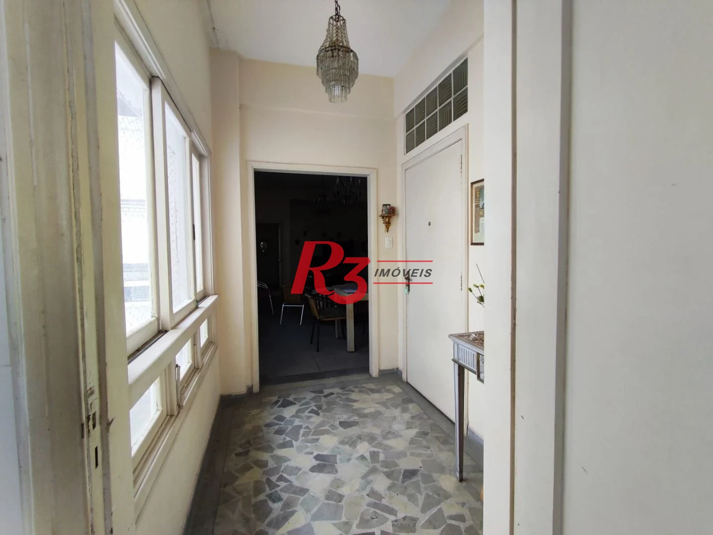 Apartamento com 3 dormitórios para alugar, 173 m² por R$ 4.700,00/mês - Gonzaga - Santos/SP