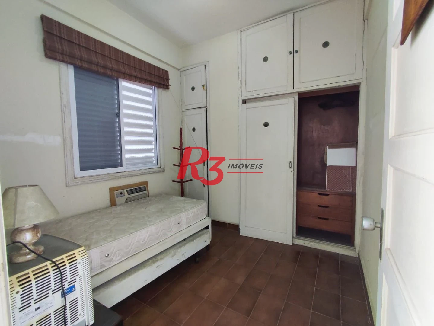 Apartamento com 3 dormitórios para alugar, 173 m² por R$ 4.700,00/mês - Gonzaga - Santos/SP