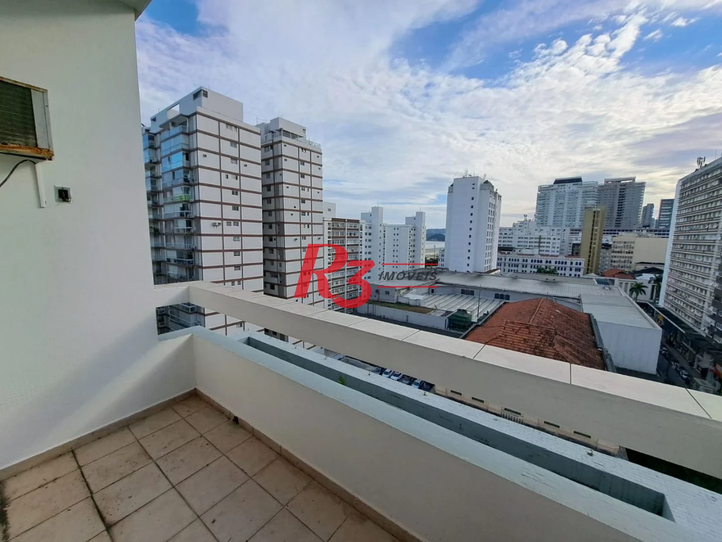 Apartamento com 3 dormitórios à venda, 174 m² por R$ 1.100.000,00 - Gonzaga - Santos/SP