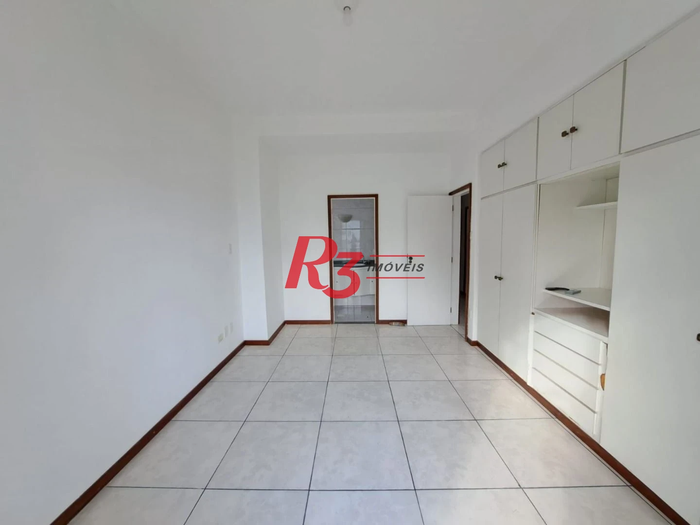 Apartamento com 3 dormitórios à venda, 174 m² por R$ 1.100.000,00 - Gonzaga - Santos/SP