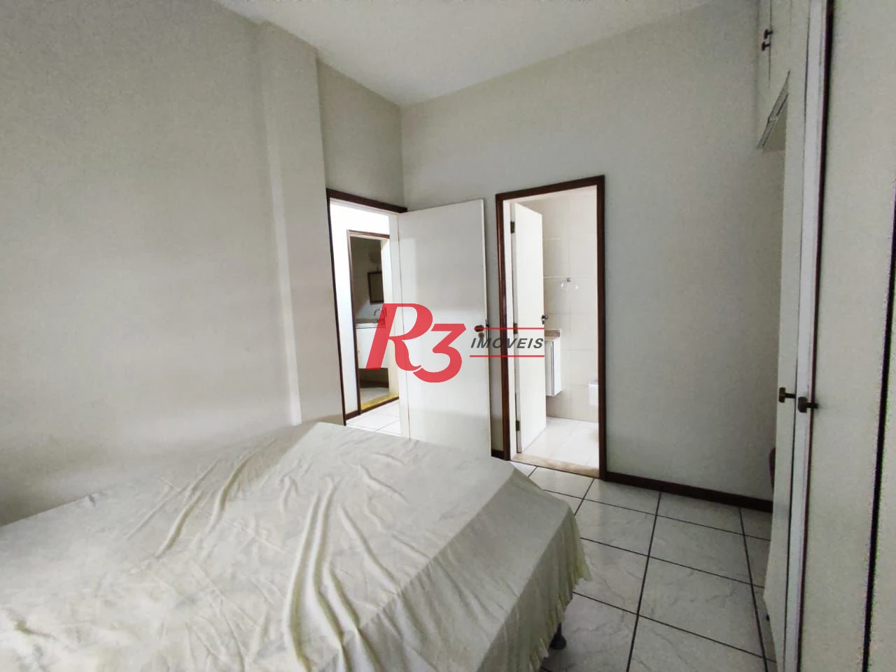 Apartamento com 3 dormitórios à venda, 174 m² por R$ 1.160.000,00 - Gonzaga - Santos/SP