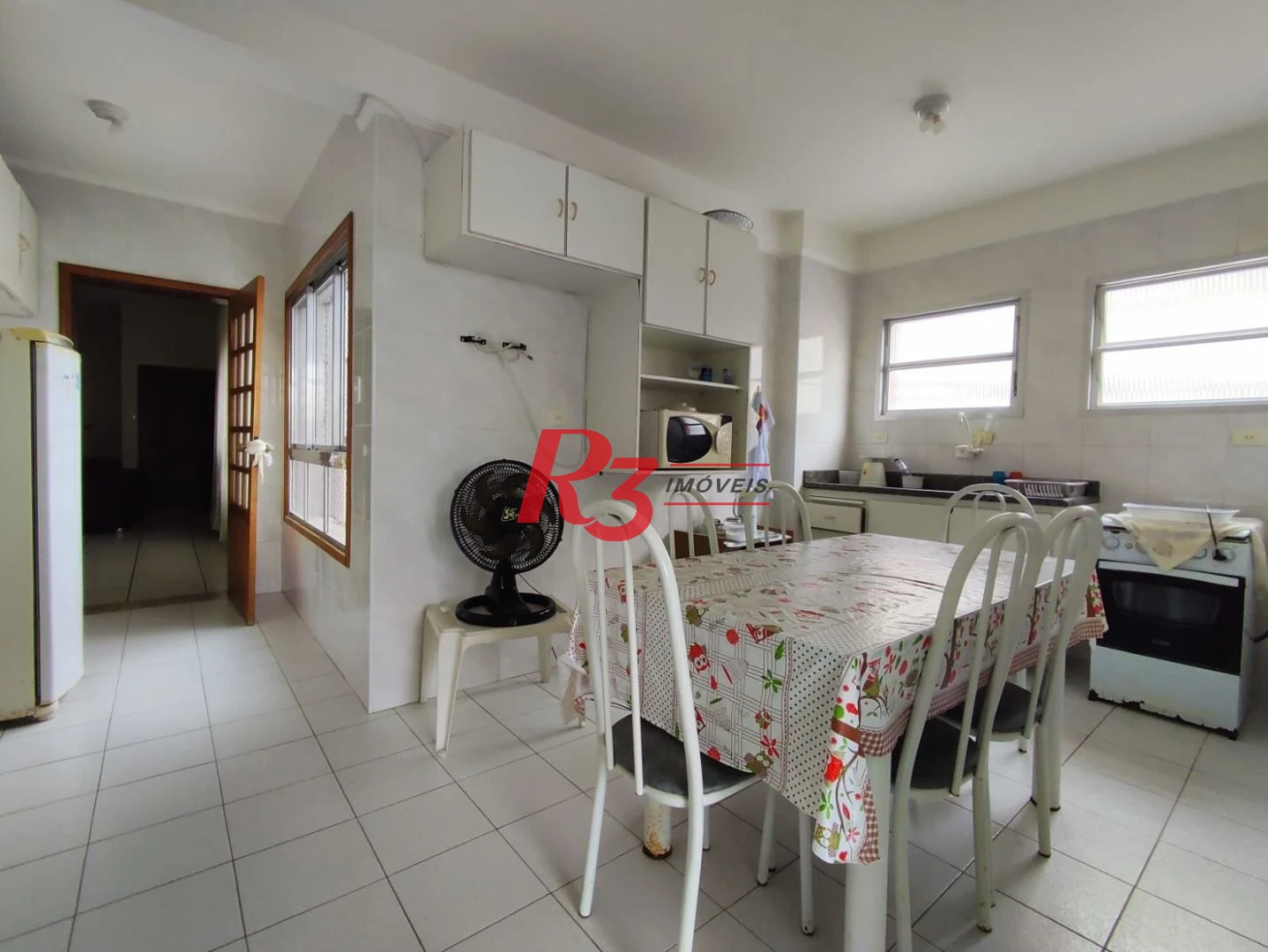 Apartamento com 3 dormitórios à venda, 174 m² por R$ 1.160.000,00 - Gonzaga - Santos/SP