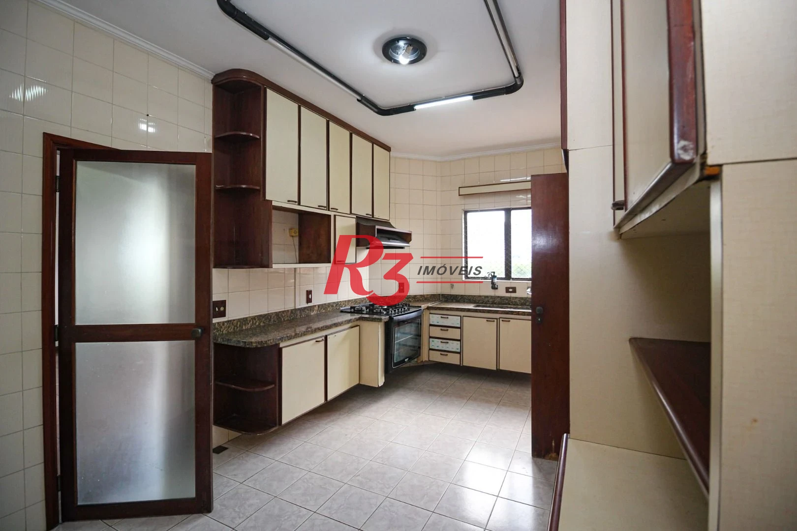 Apartamento com 3 dormitórios à venda, 135 m² por R$ 820.000,00 - Marapé - Santos/SP
