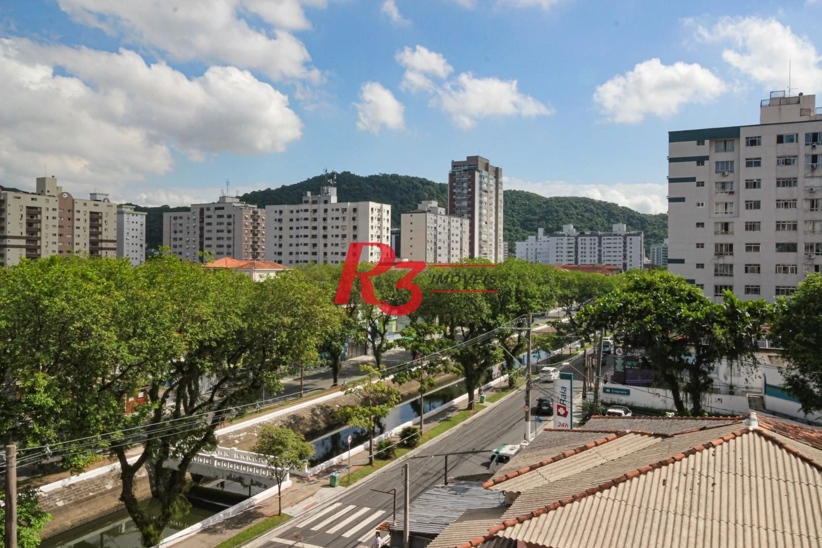 Apartamento com 3 dormitórios à venda, 135 m² por R$ 820.000,00 - Marapé - Santos/SP