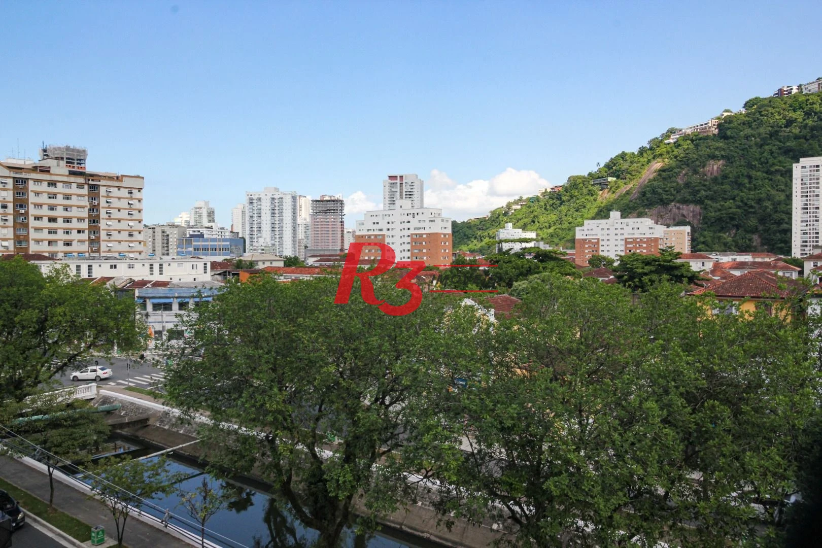 Apartamento com 3 dormitórios à venda, 135 m² por R$ 820.000,00 - Marapé - Santos/SP